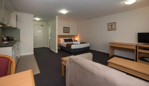 Napoleon On Kent - Accommodation Batemans Bay 4