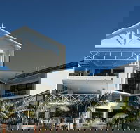 Sails Port Macquarie - By Rydges - Accommodation Batemans Bay
