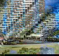 Mantra Broadbeach on the Park - Accommodation Batemans Bay
