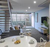 Oaks Nelson Bay Lure Suites - Accommodation Batemans Bay