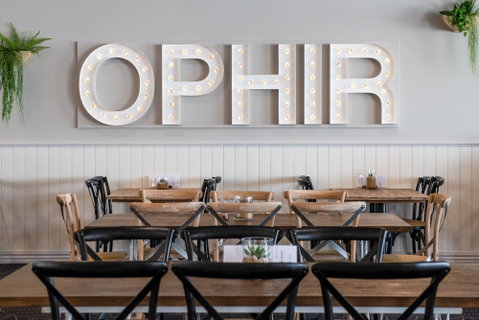 The Ophir Hotel - Accommodation Batemans Bay 6