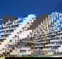 Broadbeach Travel Inn Apartments - Accommodation Batemans Bay