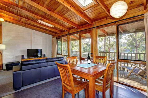 Stewarts Bay Lodge - Accommodation Batemans Bay 6