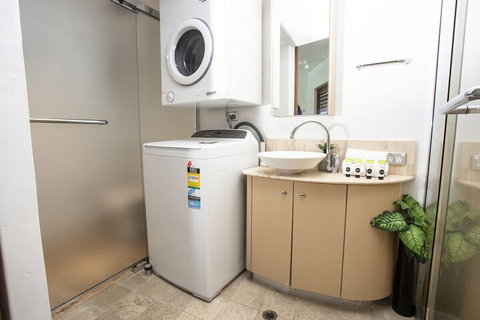 Noosa Blue Resort - Accommodation Batemans Bay 3