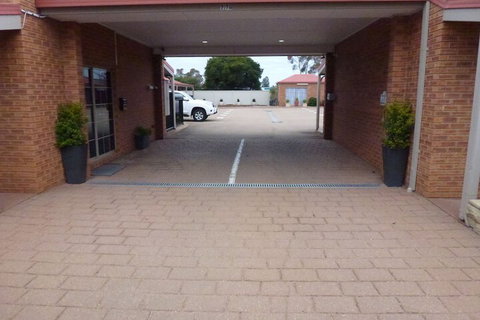Colonial Motor Inn Bairnsdale - Accommodation Batemans Bay 2