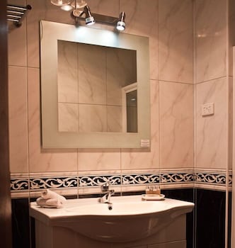 Carlyle House B & B - Accommodation Batemans Bay 2