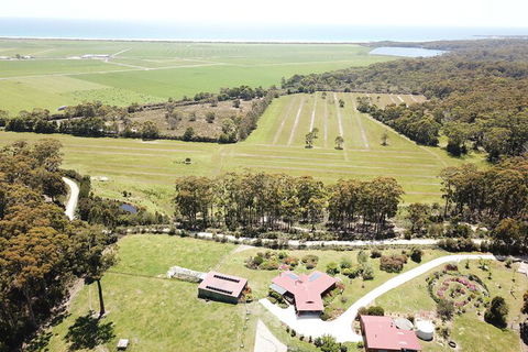 Eagles Roost Farmstay B & B - Accommodation Batemans Bay 1
