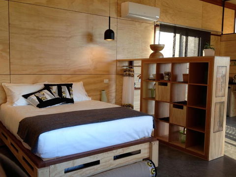 Bed + Bauhaus - Accommodation Batemans Bay 6