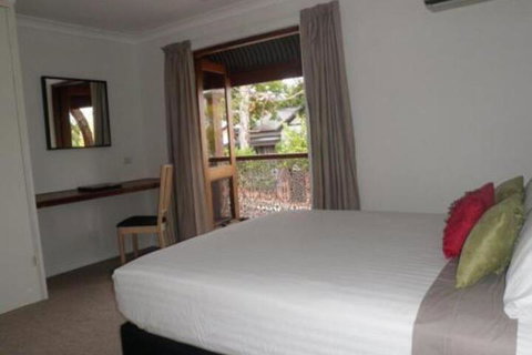 Barker Road - Accommodation Batemans Bay 5
