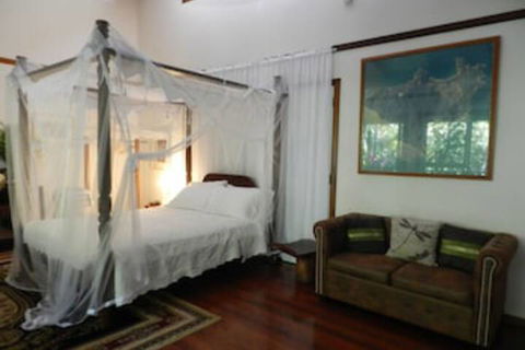 Oskars Rainforest Retreat - Accommodation Batemans Bay 0