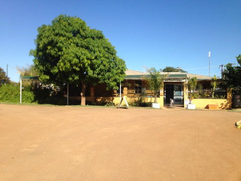Carnarvon Caravan Park - Accommodation Batemans Bay 4