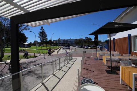 Perth Beachside Holiday House - Accommodation Batemans Bay 1