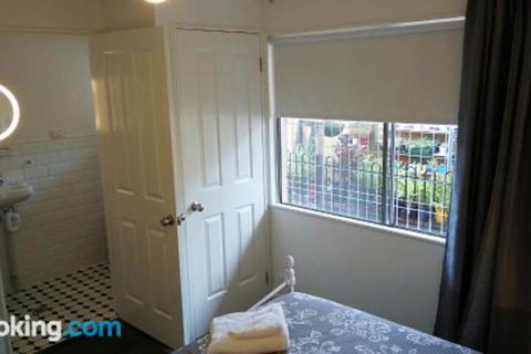 Victoria At Redcliffe Bed & Breakfast - Accommodation Batemans Bay 6