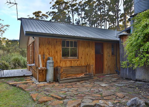 Saintys Creek Cottage - Accommodation Batemans Bay 1