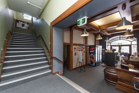The Old Swan Barracks - Hostel - Accommodation Batemans Bay 4