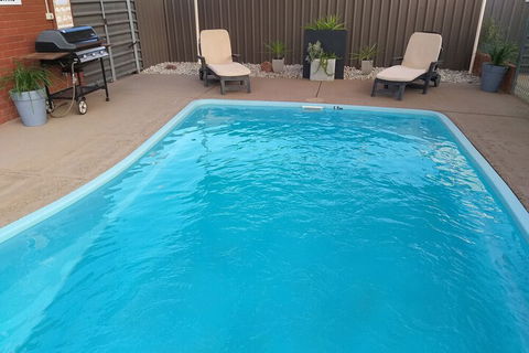 Country Mile Motor Inn - Accommodation Batemans Bay 2