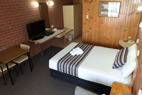 Country Mile Motor Inn - Accommodation Batemans Bay 4