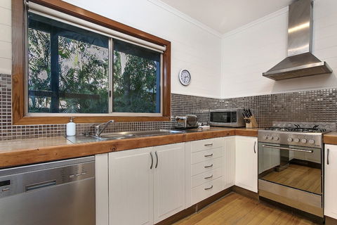 A PERFECT STAY - Beach Chalet - Accommodation Batemans Bay 2
