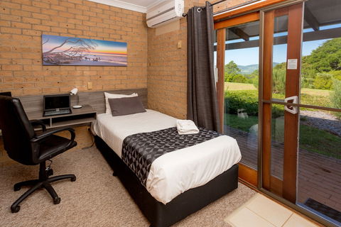 Lookout Mountain Retreat - Accommodation Batemans Bay 4