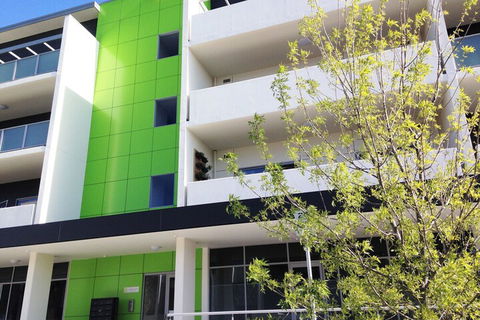 Ivy & Roses Boutique Apartments - Accommodation Batemans Bay 4