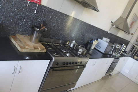 Dickson Backpackers - Accommodation Batemans Bay 7