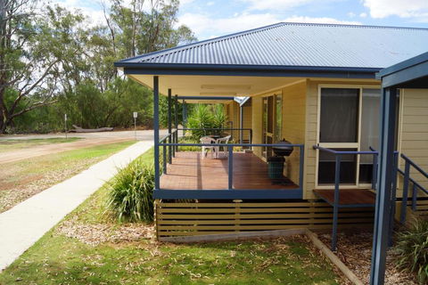 Tooleybuc River Retreat Villas - Accommodation Batemans Bay 3