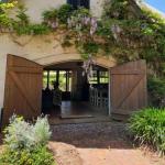 The Barn - Accommodation Batemans Bay 0