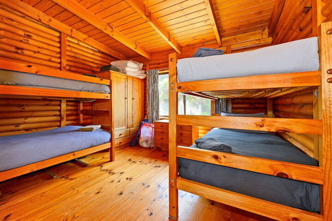 Cloudy Bay Cabin - Accommodation Batemans Bay 5