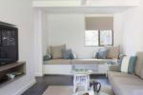 Bayshore Bungalows - Accommodation Batemans Bay 0
