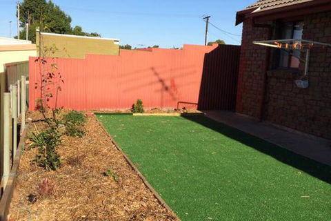 Maple Tree Cottage - Accommodation Batemans Bay 4