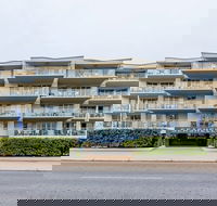 The White Pearl Penthouse - Accommodation Batemans Bay