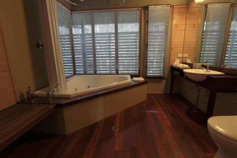 Bombah Point Eco Cottages - Accommodation Batemans Bay 3