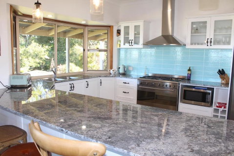 Montville House On The Hill - Accommodation Batemans Bay 1
