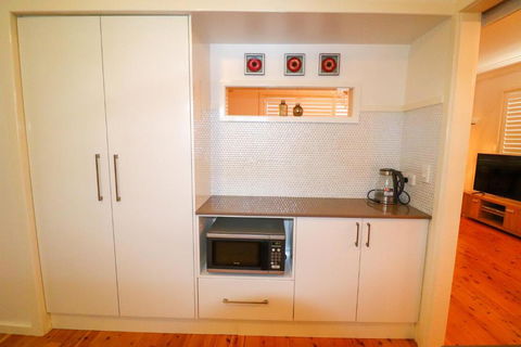 Blacksmiths Sea Breeze - Accommodation Batemans Bay 1