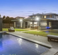 Ebony Rose Tweed Coast Holidays - Accommodation Batemans Bay