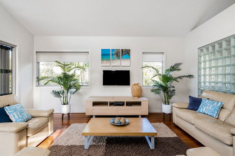 A PERFECT STAY - Byron Beach Style - Accommodation Batemans Bay 0