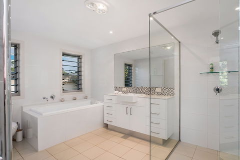 A PERFECT STAY - Byron Beach Style - Accommodation Batemans Bay 1