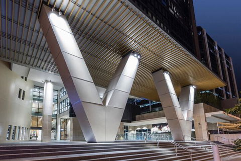 SKYE Hotel Suites Parramatta - Accommodation Batemans Bay 1