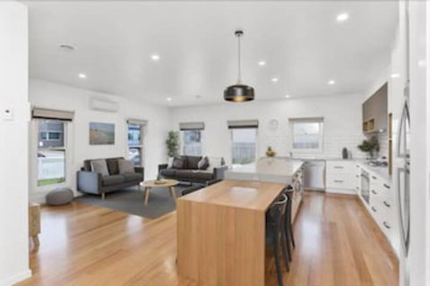 Coastal Vibe Apartments - Accommodation Batemans Bay 2
