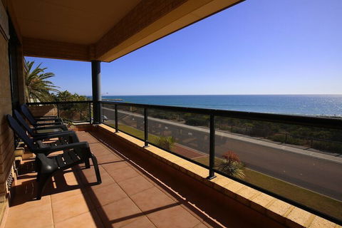 Sunsets At Seaquins - Accommodation Batemans Bay 5