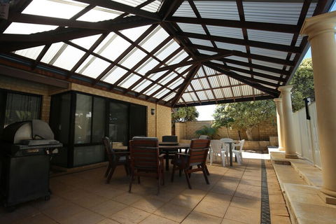 Sunsets At Seaquins - Accommodation Batemans Bay 3