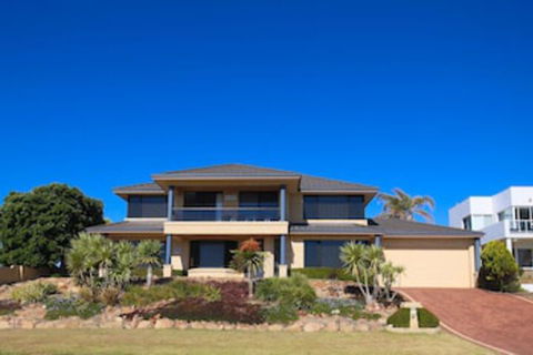 Sunsets At Seaquins - Accommodation Batemans Bay 0