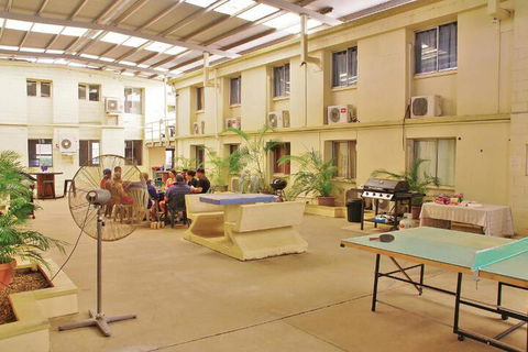 Accommodation At Isa - Accommodation Batemans Bay 2