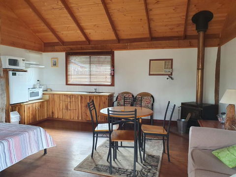 Gaddleen Grove Cottages - Accommodation Batemans Bay 1