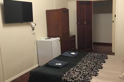 The Prince Of Wales - Accommodation Batemans Bay 4