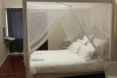 The Prince Of Wales - Accommodation Batemans Bay 3