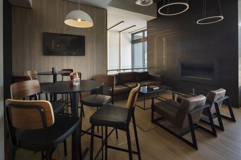 Mantra MacArthur Hotel - Accommodation Batemans Bay 3