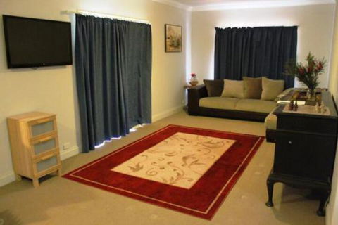 Lake Tyrrell Accommodation - Accommodation Batemans Bay 3