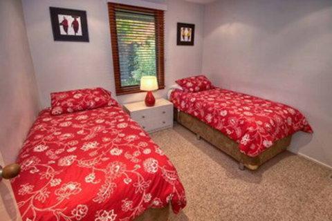 After Golf - Accommodation Batemans Bay 5