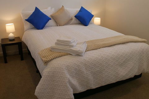 Maison Executive - Accommodation Batemans Bay 7